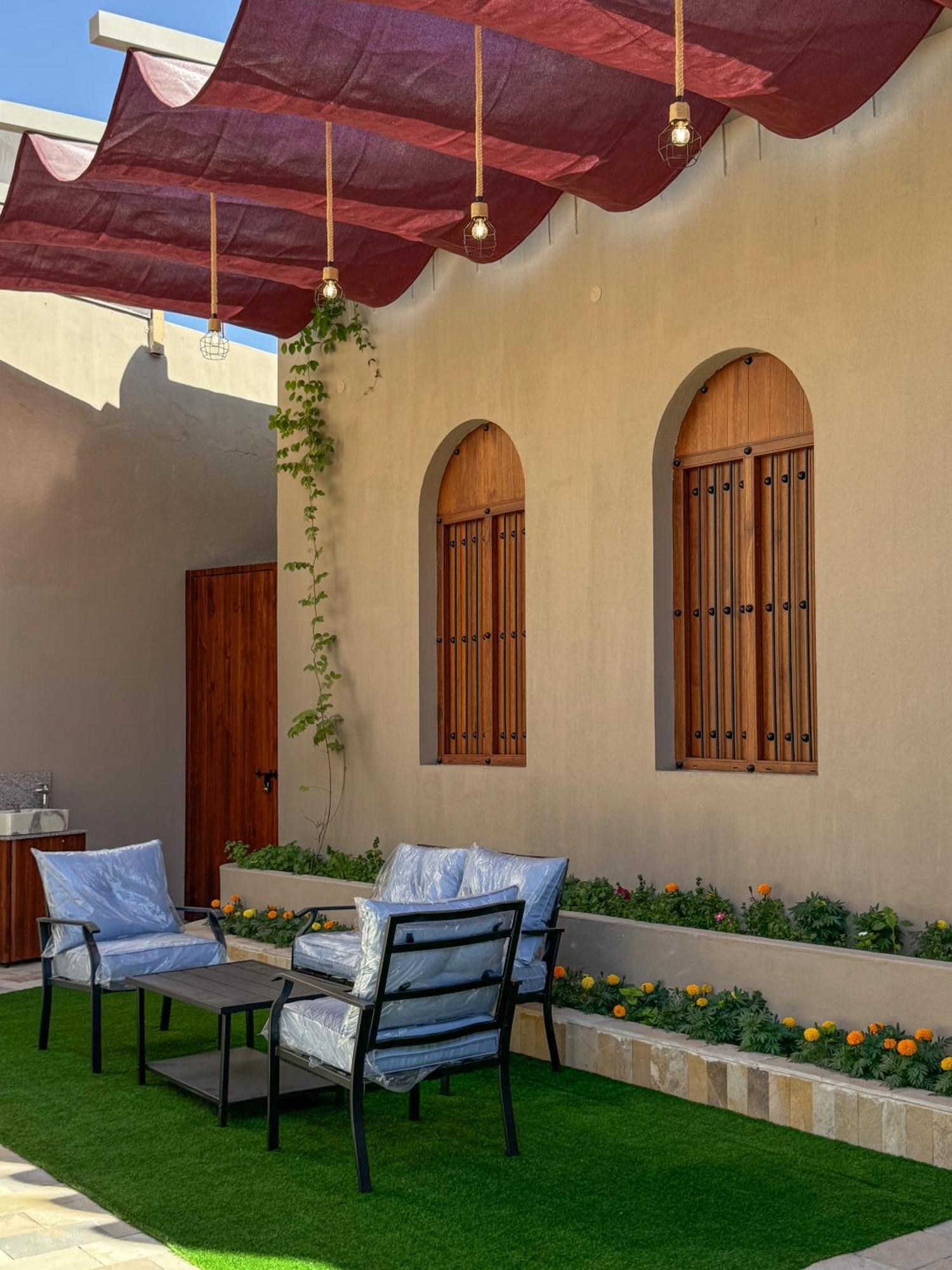بيت أرض الثراء Rich Land House Nizwa Esterno foto